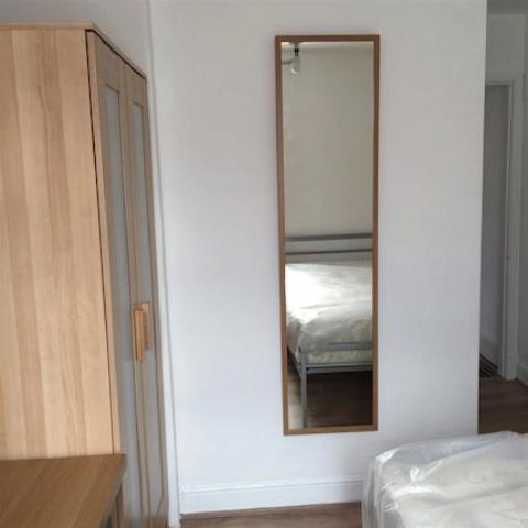  Image of 4 Bedroom Property to rent at Chaucer Street, Leicester LE2