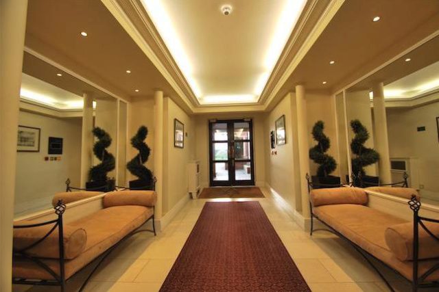  Image of 1 Bedroom Property to rent at Pavilion Court, Frognal Rise, London NW3