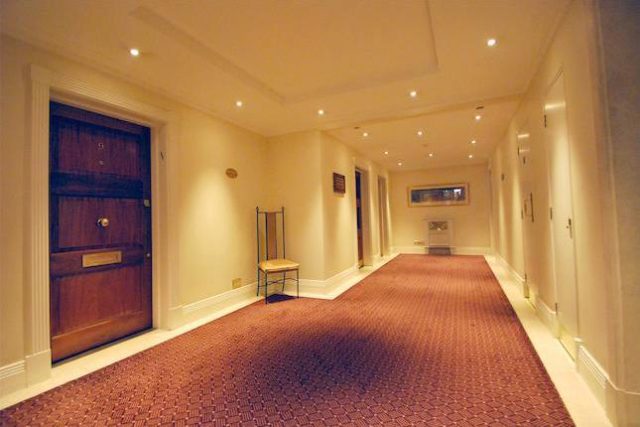  Image of 1 Bedroom Property to rent at Pavilion Court, Frognal Rise, London NW3