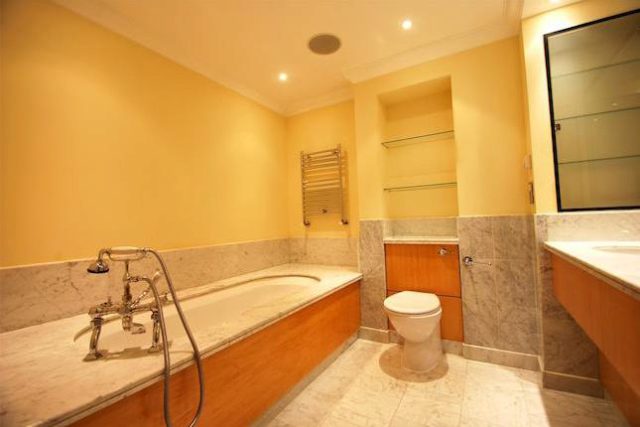  Image of 1 Bedroom Property to rent at Pavilion Court, Frognal Rise, London NW3