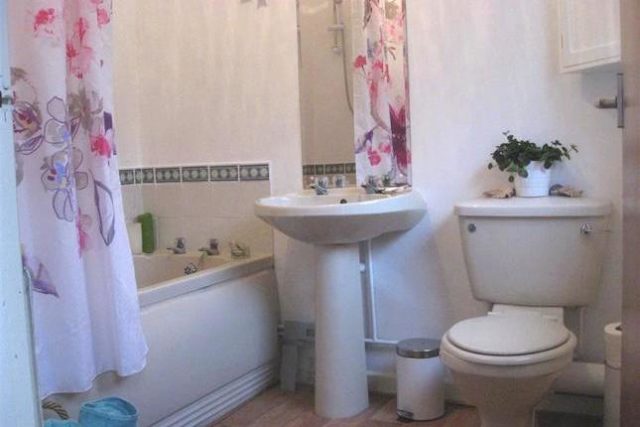  Image of 2 Bedroom Terraced for sale at Wood Road, Treforest, Pontypridd CF37