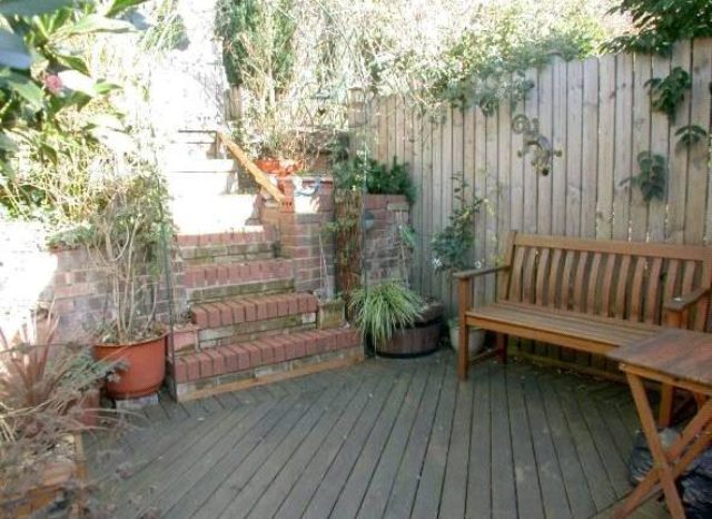  Image of 2 Bedroom Terraced for sale at Bradley Road, Wood Green, London N22