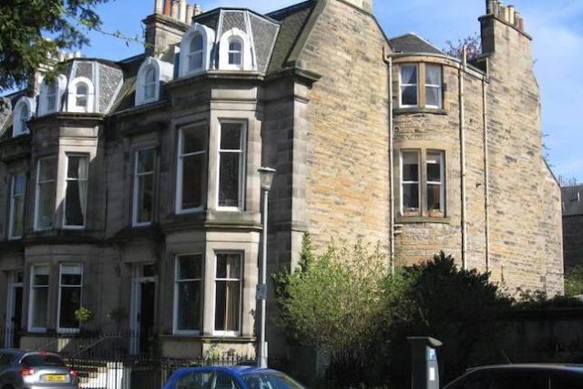  Image of 3 Bedroom Flat to rent at Douglas Crescent, Edinburgh EH12