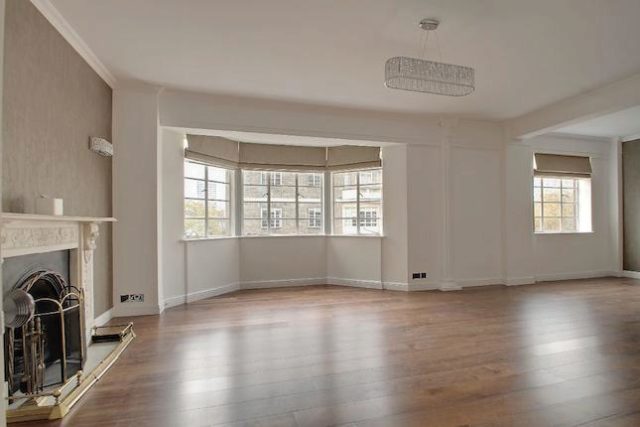  Image of 3 Bedroom Flat to rent at Albion Gate, Albion Street, Hyde Park W2