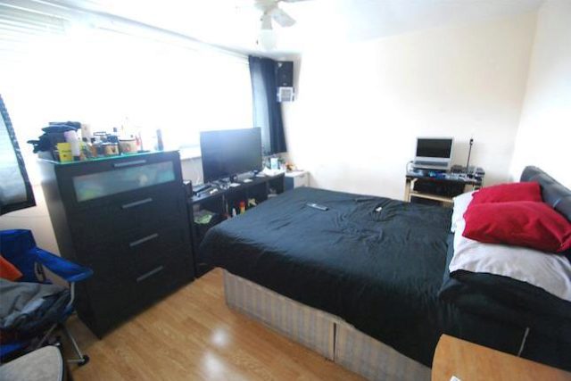  Image of 4 Bedroom Terraced for sale at Pellatt Grove, Wood Green, London N22