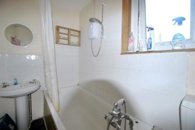  Image of 5 Bedroom End of Terrace for sale at Lascotts Road, Wood Green, London N22