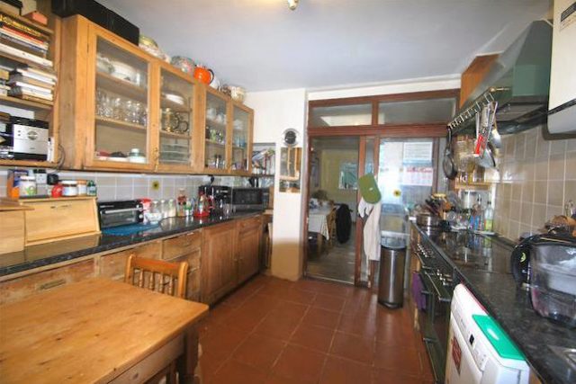  Image of 5 Bedroom End of Terrace for sale at Lascotts Road, Wood Green, London N22