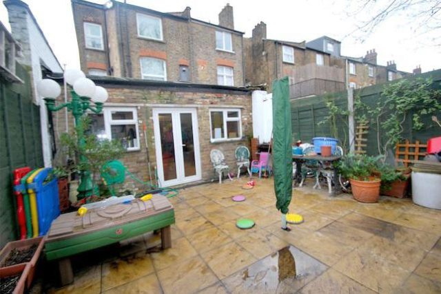  Image of 5 Bedroom End of Terrace for sale at Lascotts Road, Wood Green, London N22