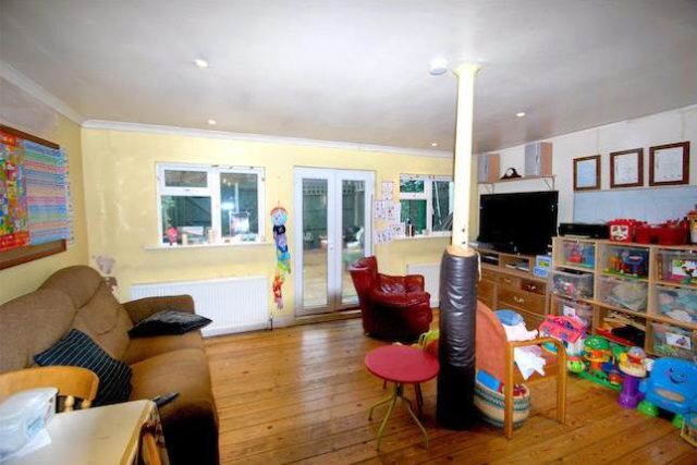  Image of 5 Bedroom End of Terrace for sale at Lascotts Road, Wood Green, London N22