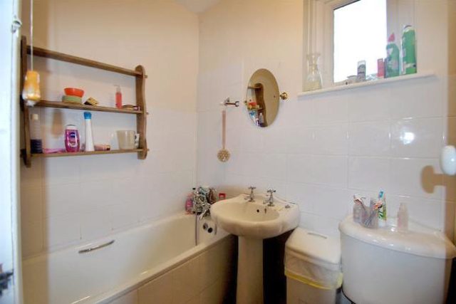 Image of 5 Bedroom End of Terrace for sale at Lascotts Road, Wood Green, London N22