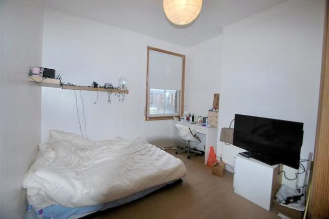  Image of 5 Bedroom End of Terrace for sale at Lascotts Road, Wood Green, London N22