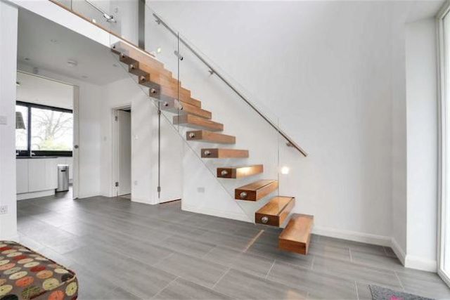 Image of 5 Bedroom Semi-Detached for sale at Whitehall Road, Bromley, Kent BR2