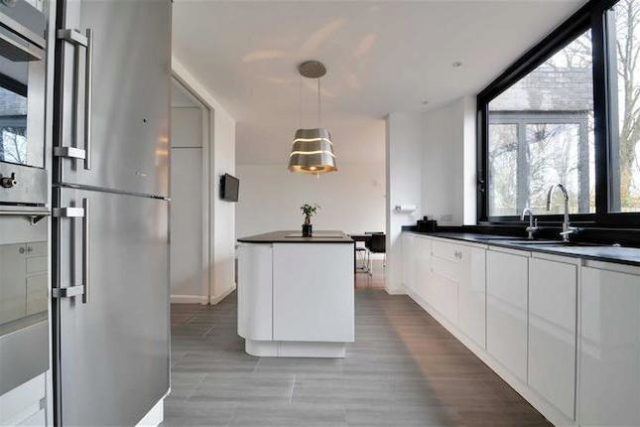  Image of 5 Bedroom Semi-Detached for sale at Whitehall Road, Bromley, Kent BR2