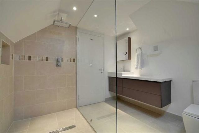  Image of 5 Bedroom Semi-Detached for sale at Whitehall Road, Bromley, Kent BR2
