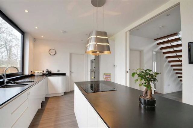  Image of 5 Bedroom Semi-Detached for sale at Whitehall Road, Bromley, Kent BR2