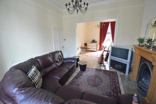  Image of 6 Bedroom Semi-Detached to rent at Park Avenue, Alexandra Park, London N22