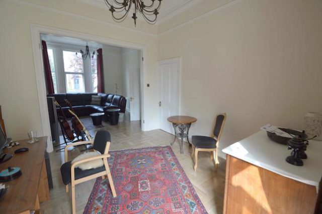  Image of 6 Bedroom Semi-Detached to rent at Park Avenue, Alexandra Park, London N22