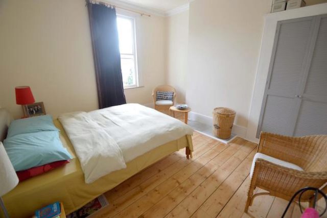  Image of 6 Bedroom Semi-Detached to rent at Park Avenue, Alexandra Park, London N22