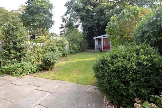  Image of 6 Bedroom Semi-Detached to rent at Park Avenue, Alexandra Park, London N22