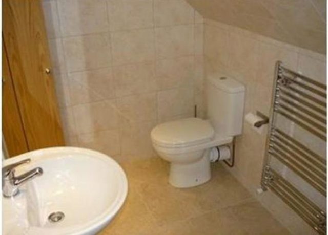  Image of Room to rent at Maple Road, Poole BH15