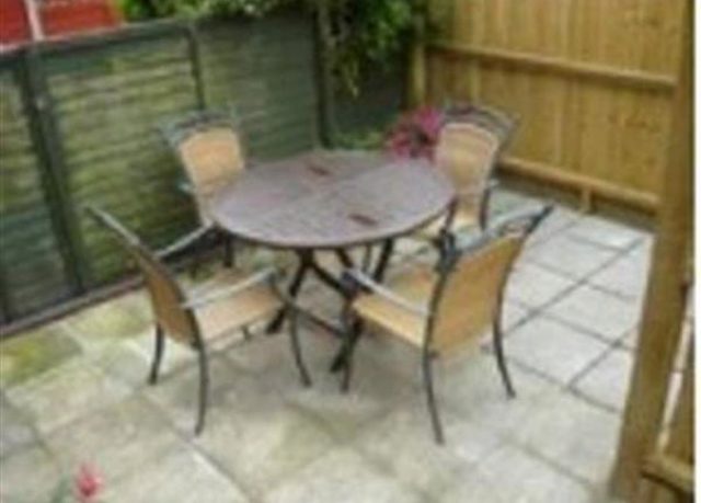  Image of Room to rent at Maple Road, Poole BH15