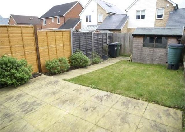  Image of 2 Bedroom End of Terrace for sale at Parkview Way, Epsom KT19