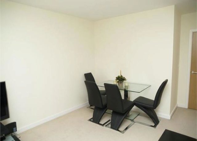  Image of 2 Bedroom End of Terrace for sale at Parkview Way, Epsom KT19