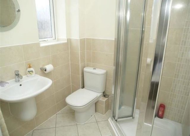  Image of 2 Bedroom End of Terrace for sale at Parkview Way, Epsom KT19