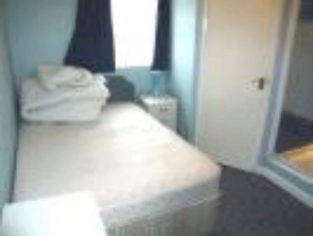  Image of 1 Bedroom Flat to rent at Westfield Road, Reading RG4