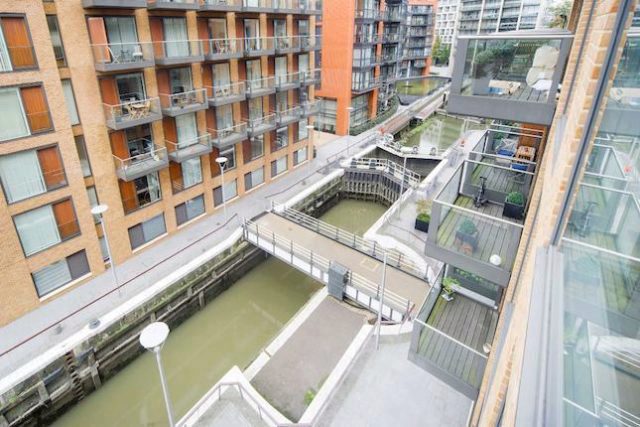  Image of 1 Bedroom Flat to rent at Grosvenor Waterside, Gatliff Road, Chelsea, London SW1W
