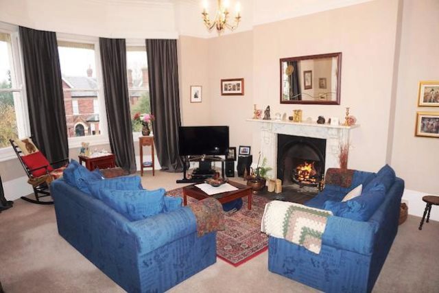  Image of 4 Bedroom Flat for sale at Queens Road, Tunbridge Wells TN4