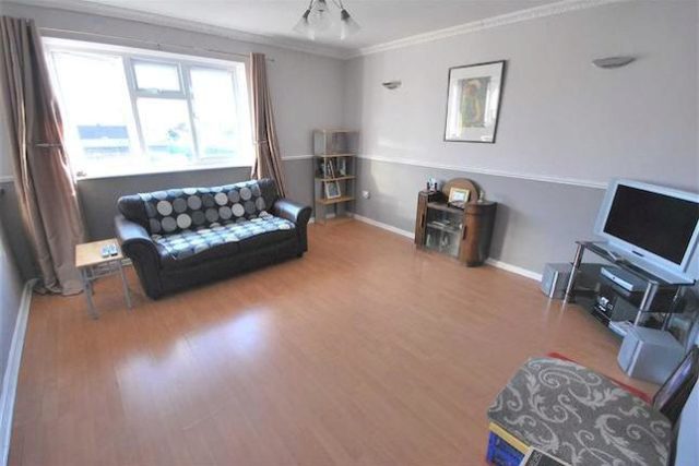  Image of 2 Bedroom Flat for sale at Manchester Road, Walkden, Manchester M28