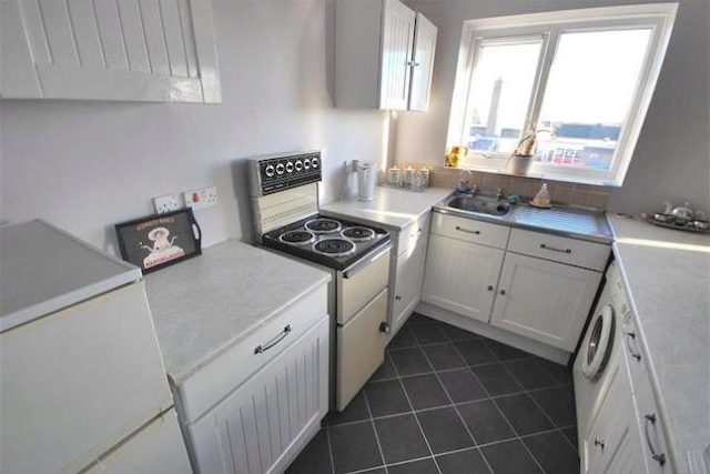  Image of 2 Bedroom Flat for sale at Manchester Road, Walkden, Manchester M28