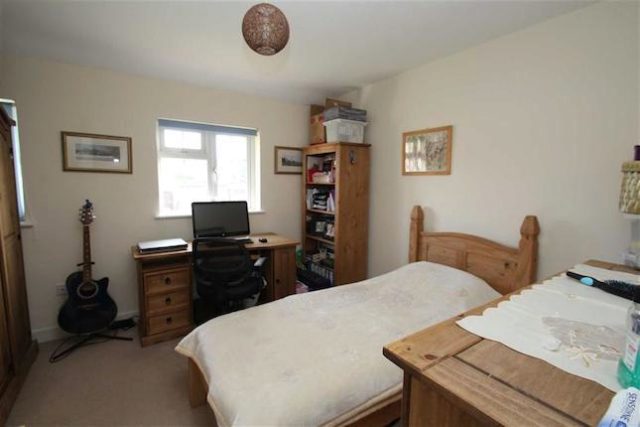 Image of 3 Bedroom Semi-Detached to rent at Stirling Drive, Orpington, Kent BR6