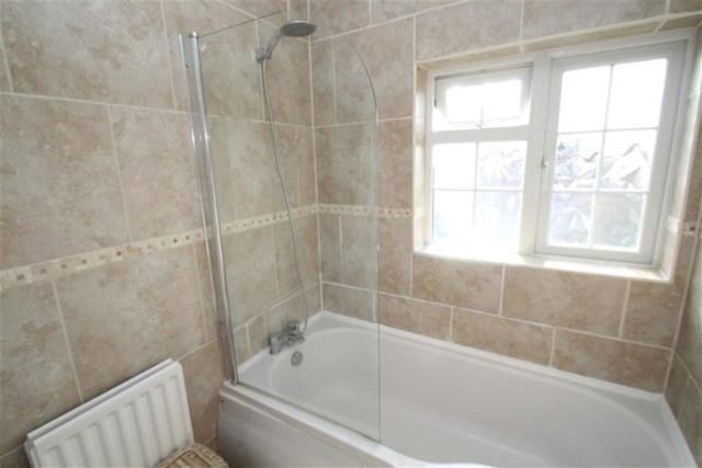  Image of 3 Bedroom Semi-Detached to rent at Stirling Drive, Orpington, Kent BR6