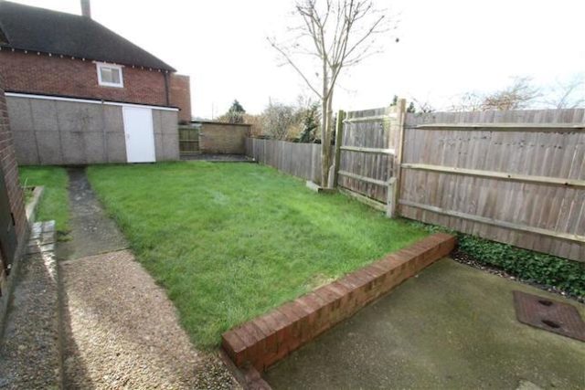  Image of 3 Bedroom Semi-Detached to rent at Stirling Drive, Orpington, Kent BR6