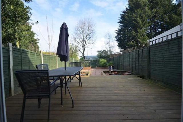  Image of 3 Bedroom End of Terrace for sale at Ryelands Crescent, Lee, London SE12