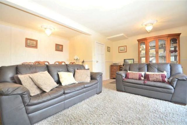  Image of 3 Bedroom End of Terrace for sale at Ryelands Crescent, Lee, London SE12