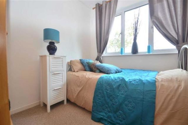  Image of 3 Bedroom End of Terrace for sale at Ryelands Crescent, Lee, London SE12