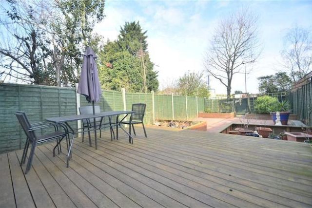  Image of 3 Bedroom End of Terrace for sale at Ryelands Crescent, Lee, London SE12