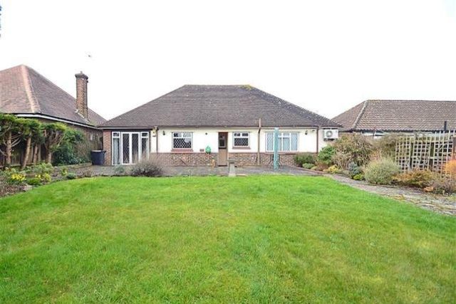  Image of 4 Bedroom Detached Bungalow for sale at Bedford Road, Orpington BR6