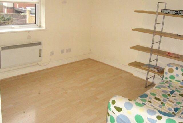  Image of 1 Bedroom Flat to rent at 51 Craven Park, Harlesden/Willesden NW10