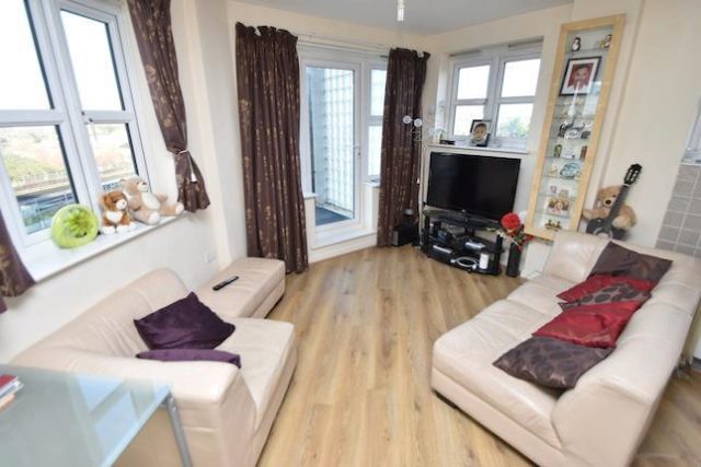  Image of 2 Bedroom Flat for sale at Stanley Road, South Harrow, Harrow HA2