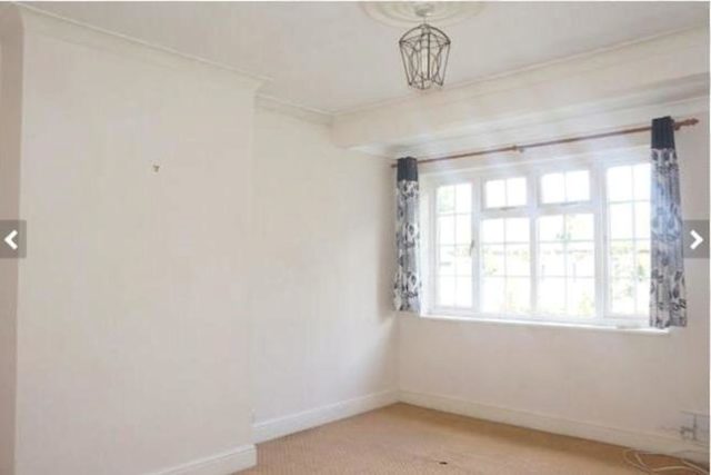  Image of 2 Bedroom Maisonette to rent at Ashbourne Avenue, Harrow-On-The-Hill, Harrow HA2