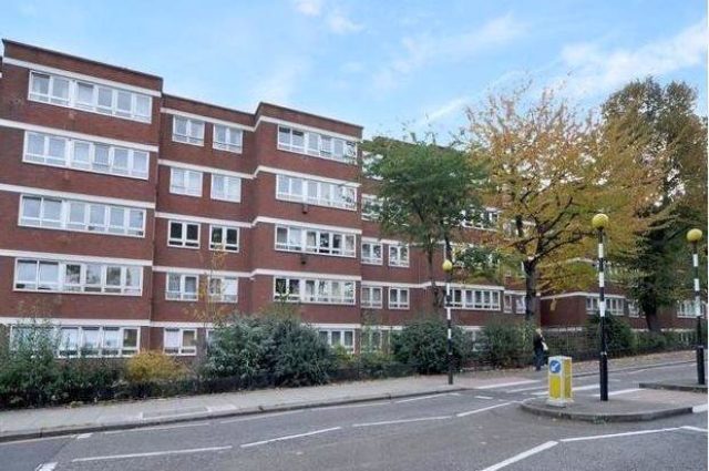  Image of 3 Bedroom Flat for sale at 89 King Henrys Road, London NW3