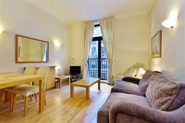  Image of 1 Bedroom Flat to rent at West Block, County Hall Apartments, South Bank, London SE1