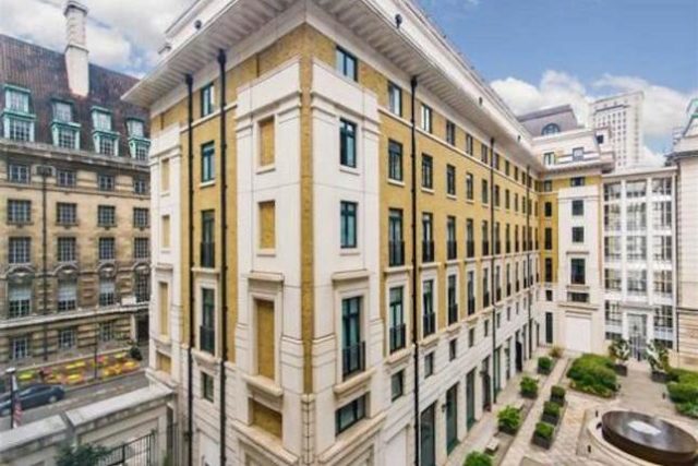  Image of 1 Bedroom Flat to rent at West Block, County Hall Apartments, South Bank, London SE1