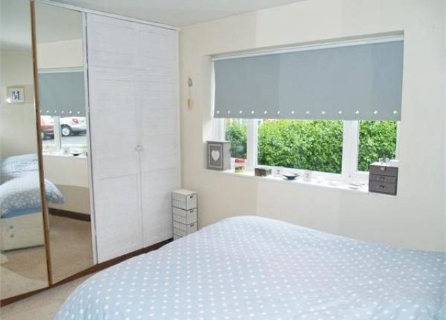  Image of 2 Bedroom Maisonette to rent at Collier Close, West Ewell, Epsom KT19
