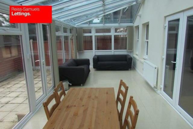  Image of 5 Bedroom Town House to rent at Lockesfield Place, London E14