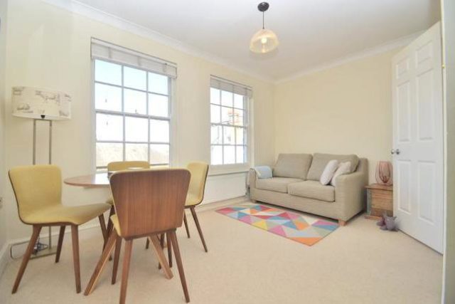  Image of 1 Bedroom Flat for sale at Dartmouth Row, London SE10